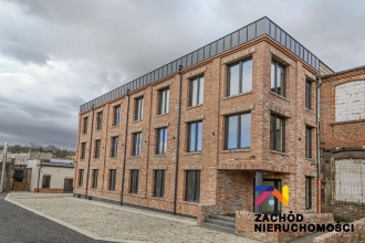 Lokal w przyziemiu, idealny na fitness itp.